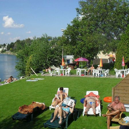 Hotel Fortuna Senec Eksteriør bilde